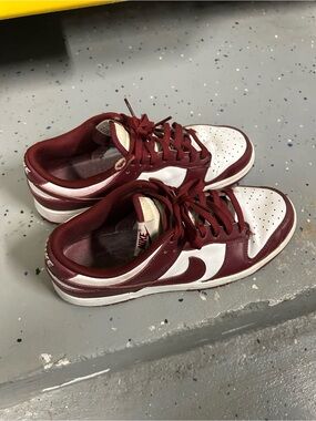Nike Men’s Low-Top Sneakers - Maroon/White
